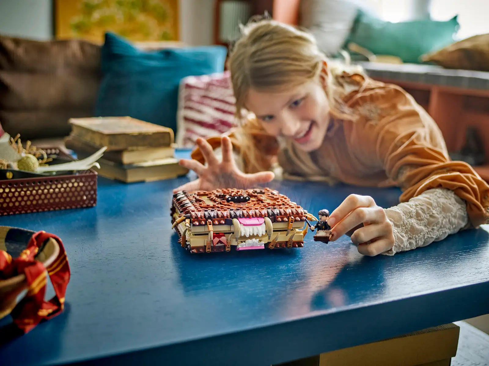 76449 Chomping Monster Book of Monsters