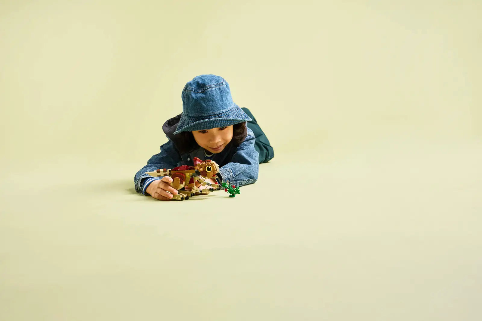 76970 Baby Dinosaur Dolores: Aquilops