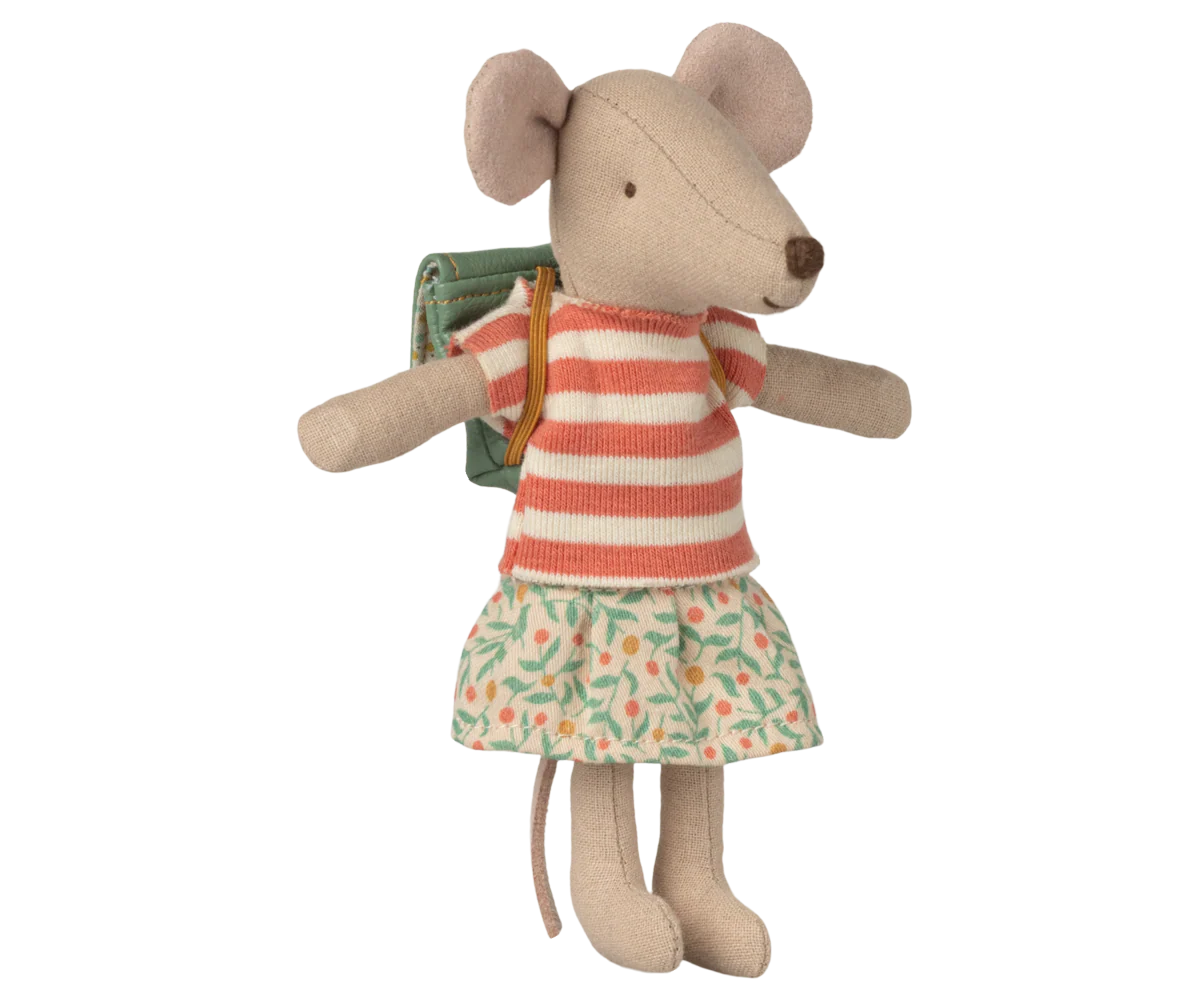 Big Sister Mouse Clothes & Green Bag