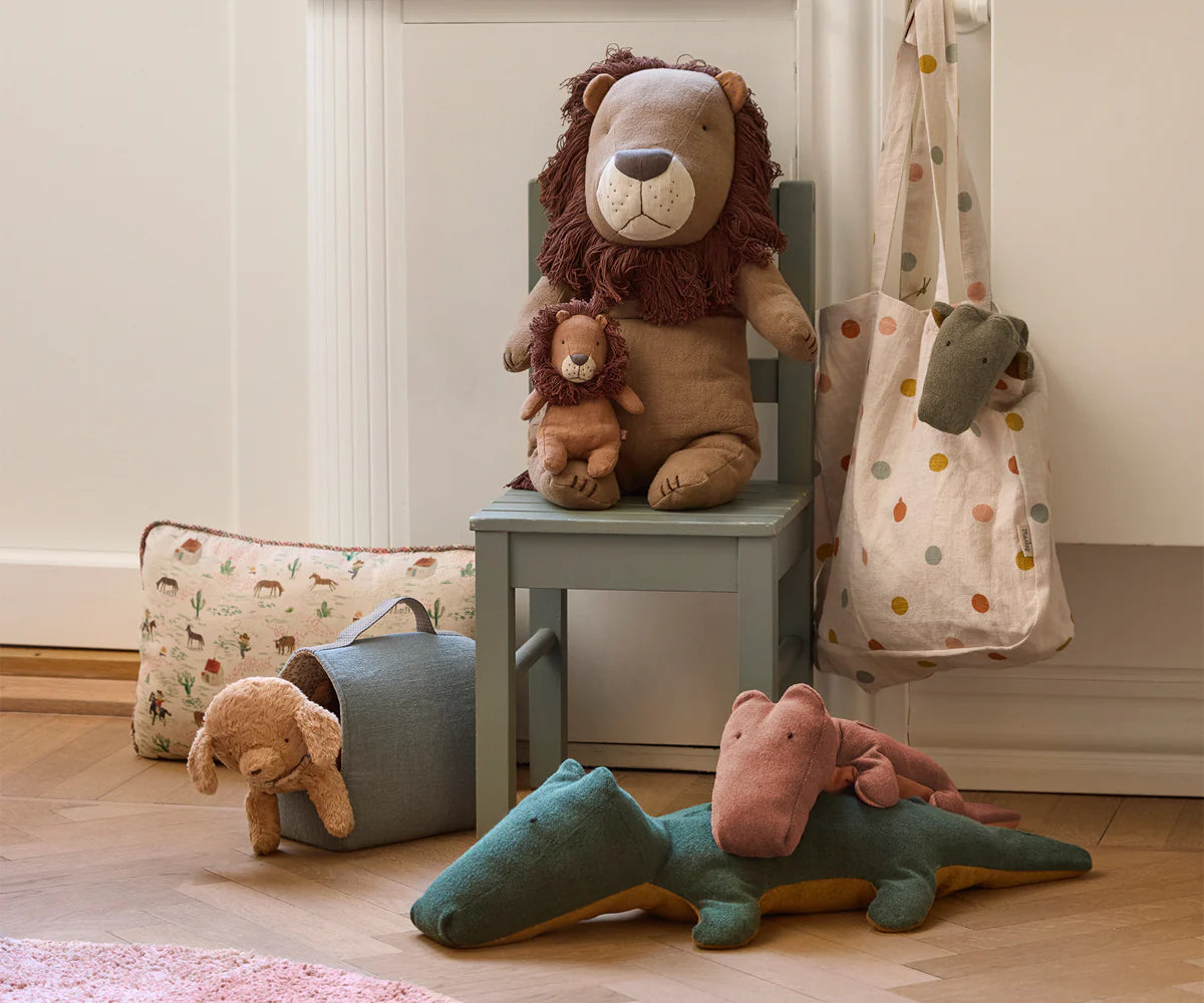 Maileg Dusty Blue Pet Carrier