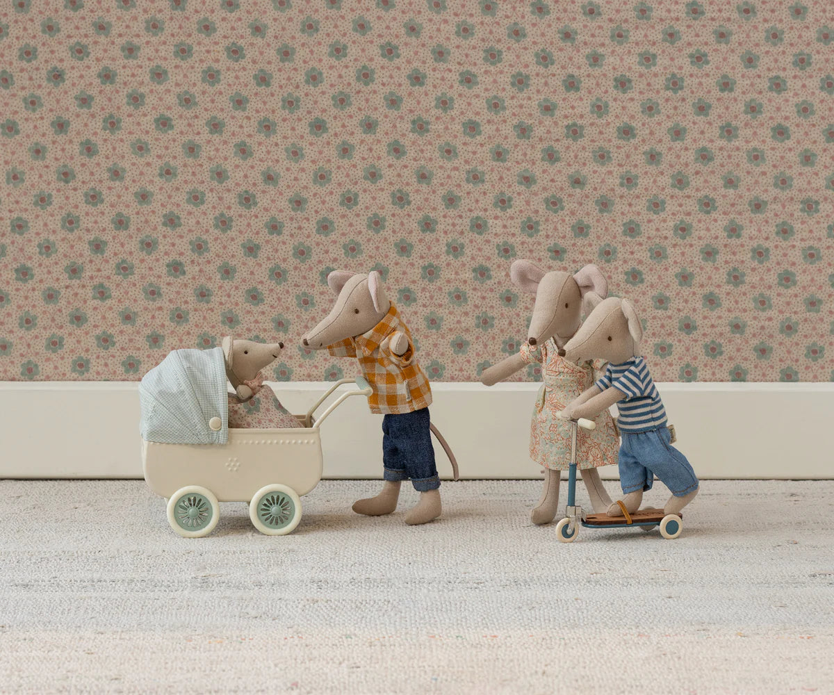 Maileg Kick Board for Mouse in Blue