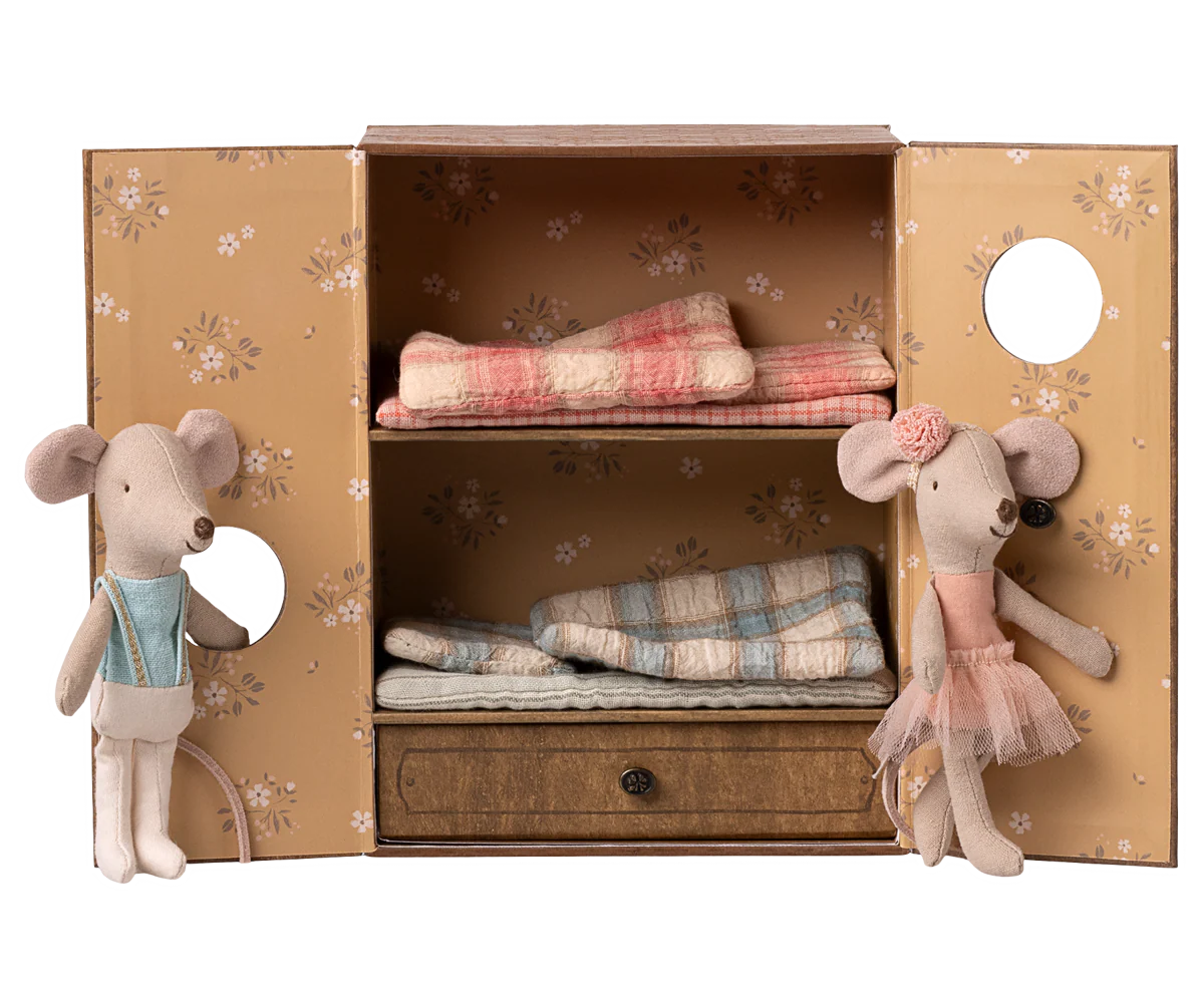 Maileg Little Sister & Brother Ballet Mice in Dance Studio