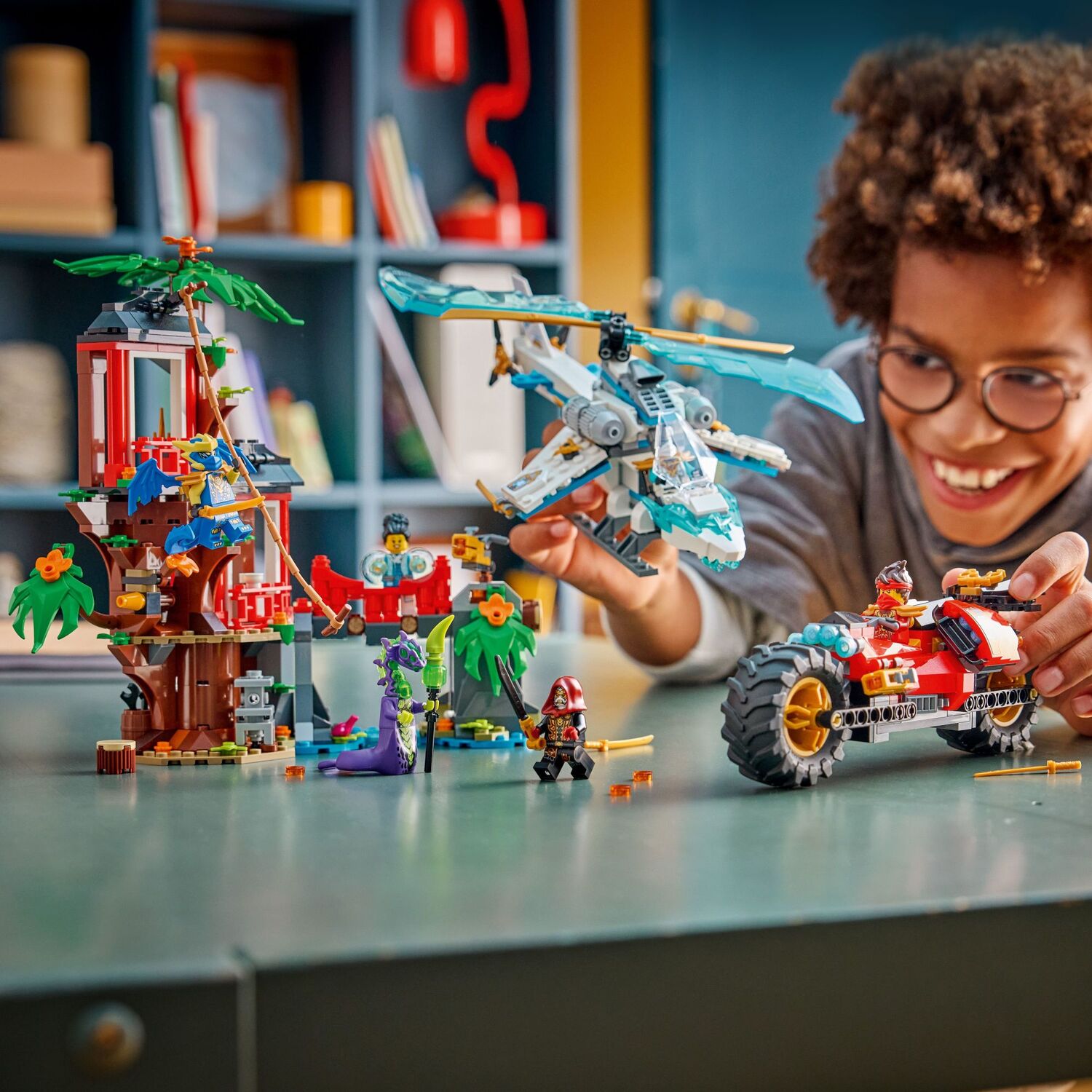 LEGO Ninjago: Ninja Vehicle Tree House Battle