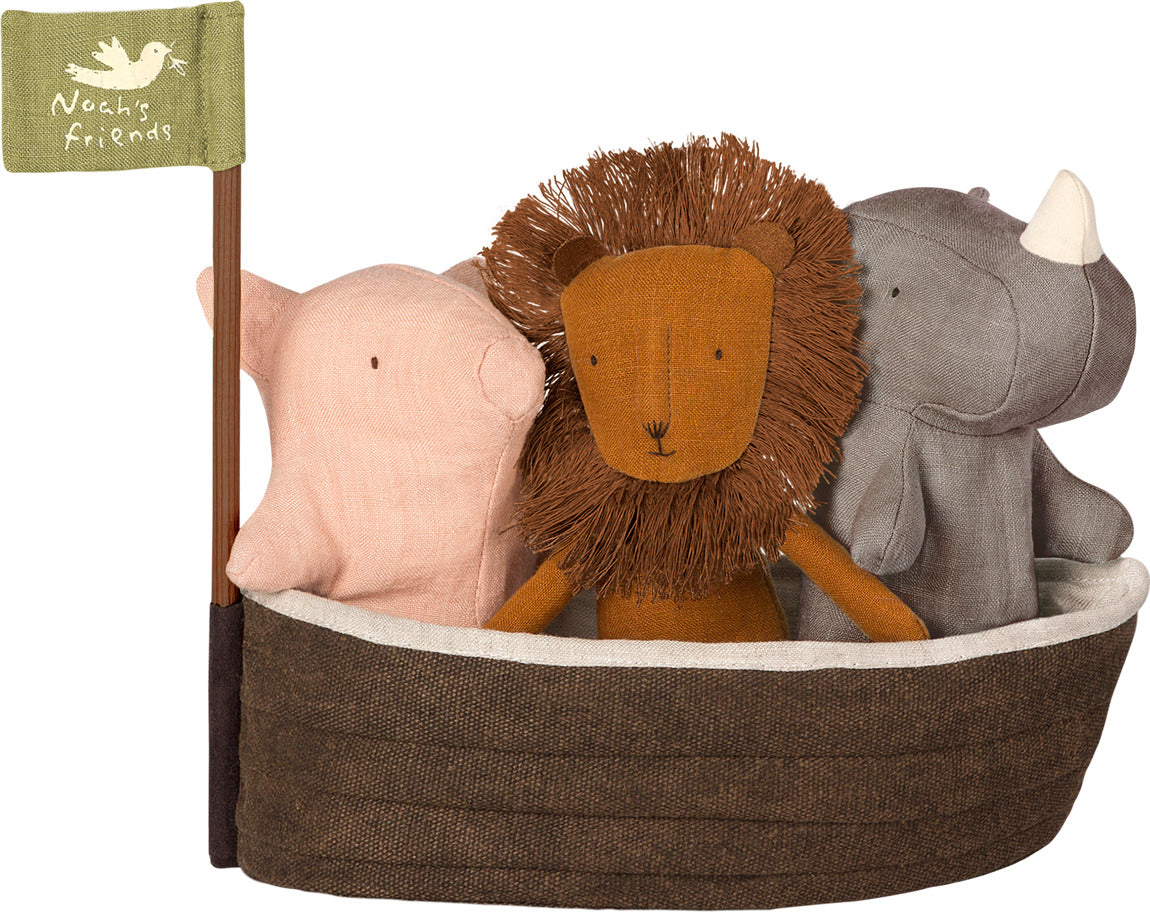 Noah`s Ark with 3 mini animals