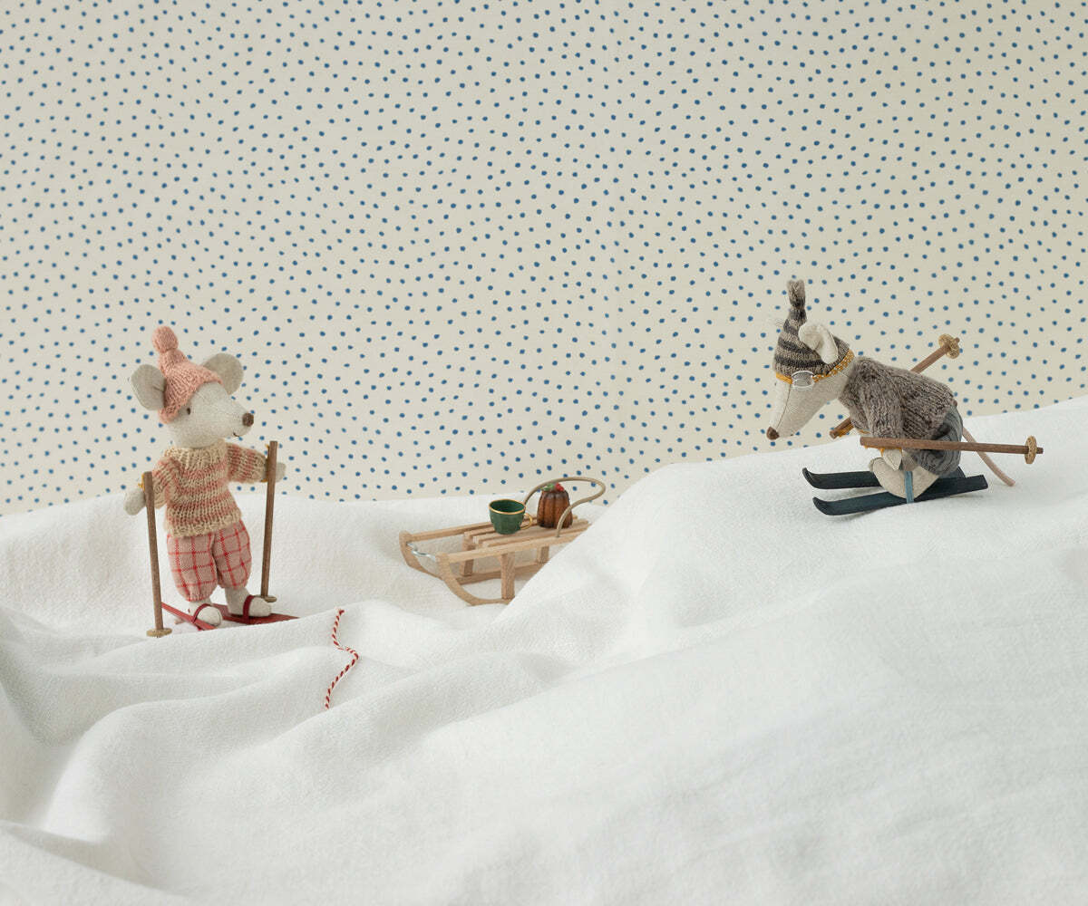 Knitted Sweater & Hat for Big Brother Mouse