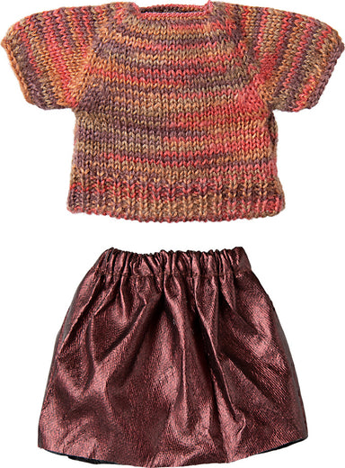 Skirt and knitted blouse, Mum mouse