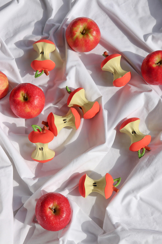 Oli & Carol Pepa the Apple Teether