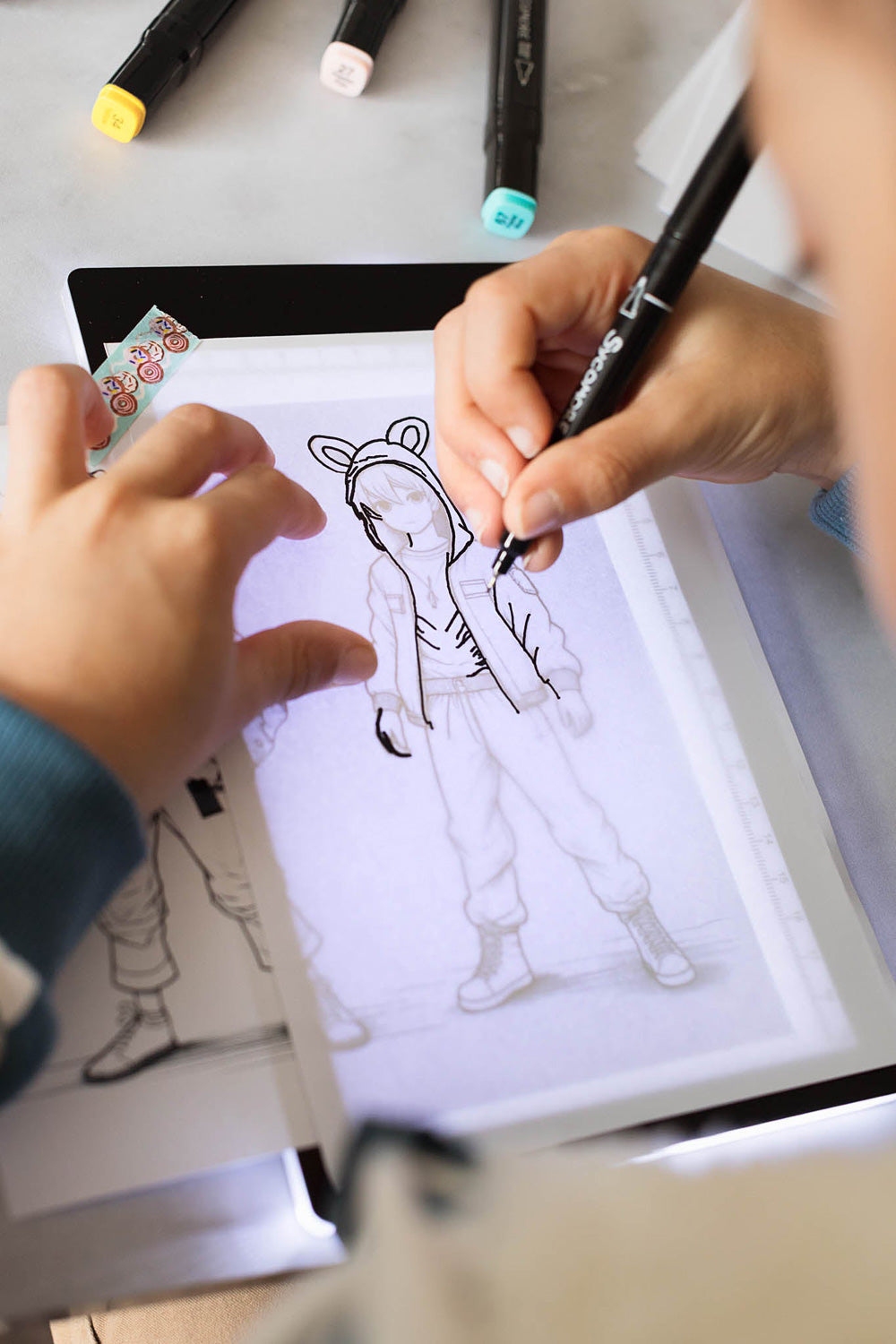 Sycomore Artissimo Create Your Manga Characters Rechargeable Light Pad